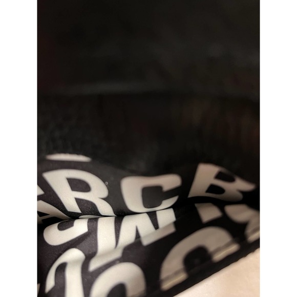 MARC BY MARC JACOBS Workwear Wallet - Soft Black Leather Gold Hardware Zip - Picture 13 of 16